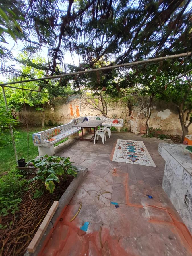 L'Antica Cantina Usini Bagian luar foto