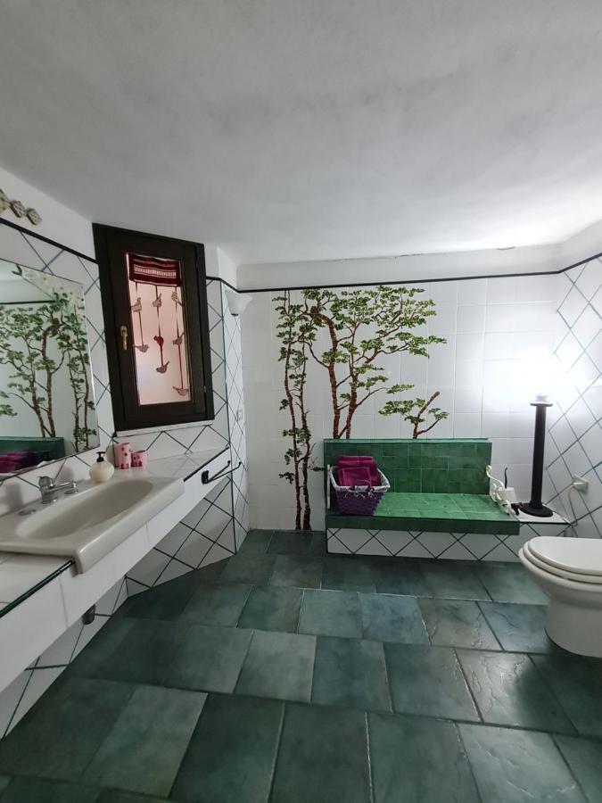 L'Antica Cantina Usini Bagian luar foto
