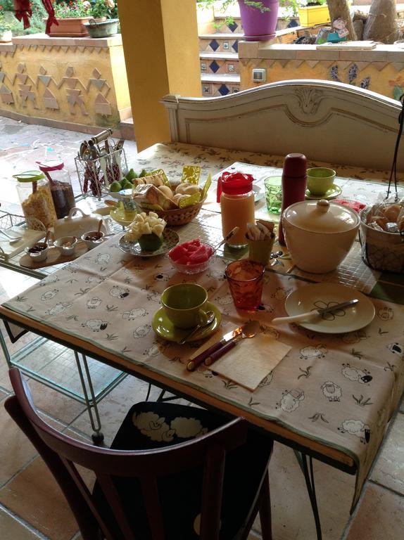 L'Antica Cantina Usini Bagian luar foto